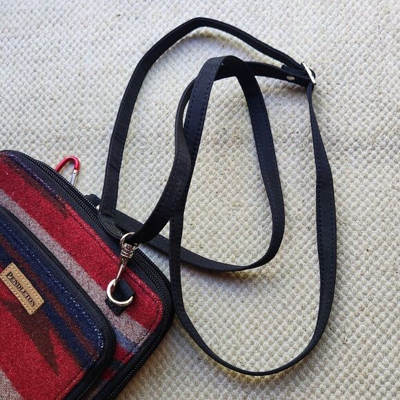 Pendleton Crossbody Zip Around Bag Southwest Aztec Wool Wallet Organizer Clutch - Picture 9 of 9